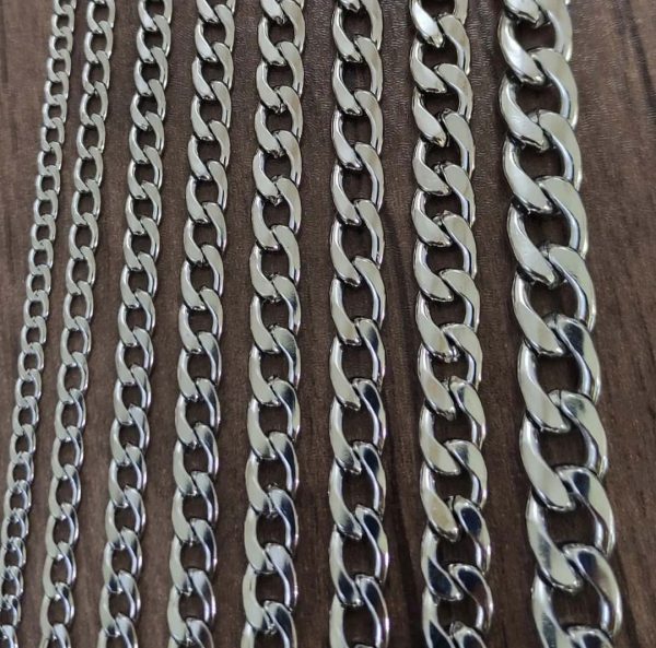 زنجیر کارتیر تخت نقره ای