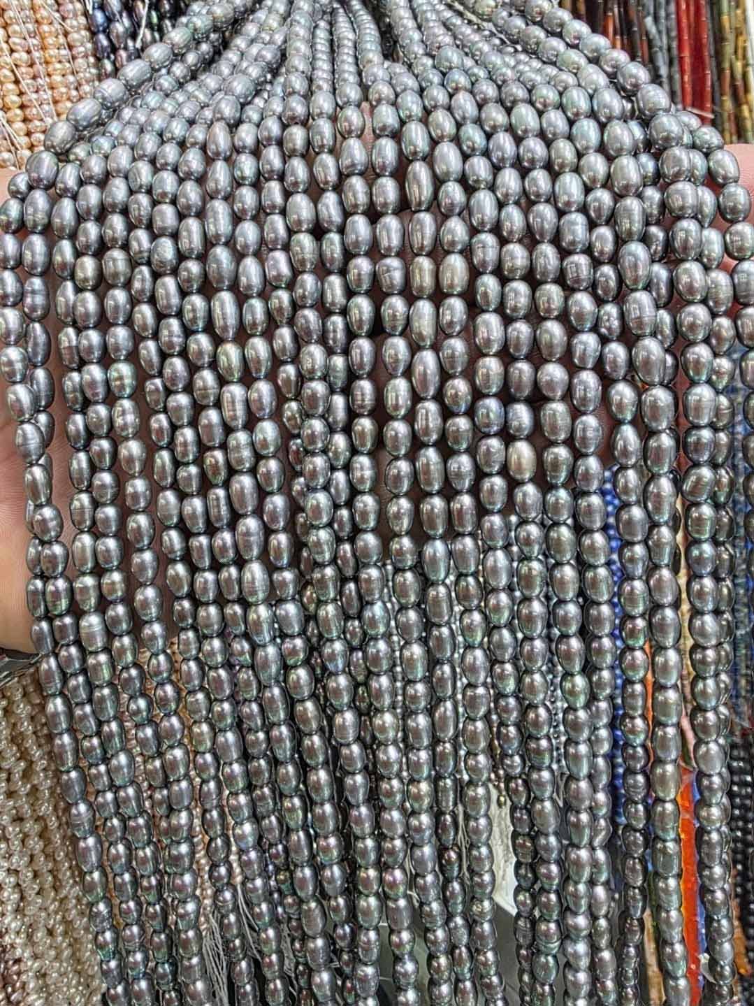 Screenshot_۲۰۲۵۱۱۲۰_۱۷۱۶۴۶_Instagram مروارید پرورشی بیضی گندمی طوسی - Image 1