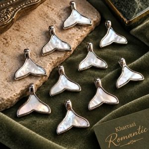آویز استیل دم وال صدفی نقره ای